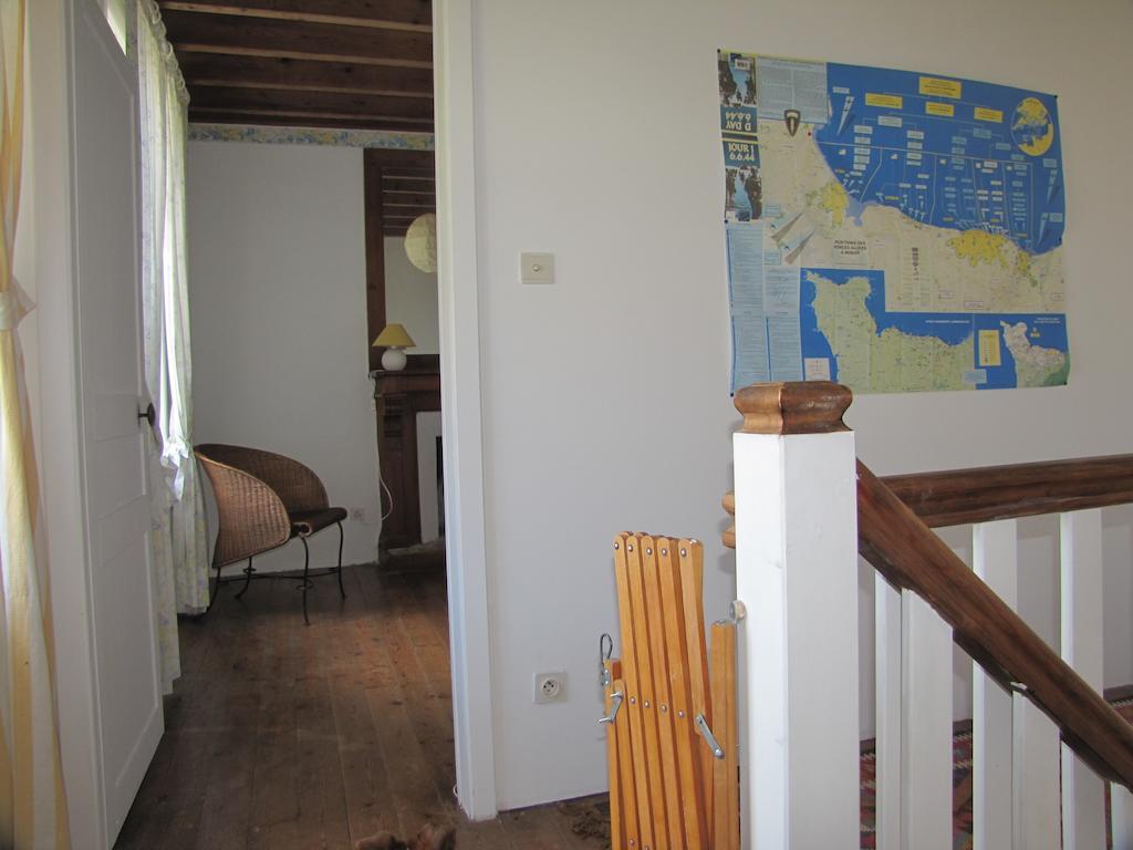 Gite De La Ferme De La Cour Crasville  Ruang foto